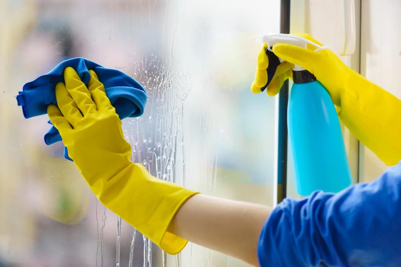 Cheltenham Cleaners-inside-home-windows-cleaning-service