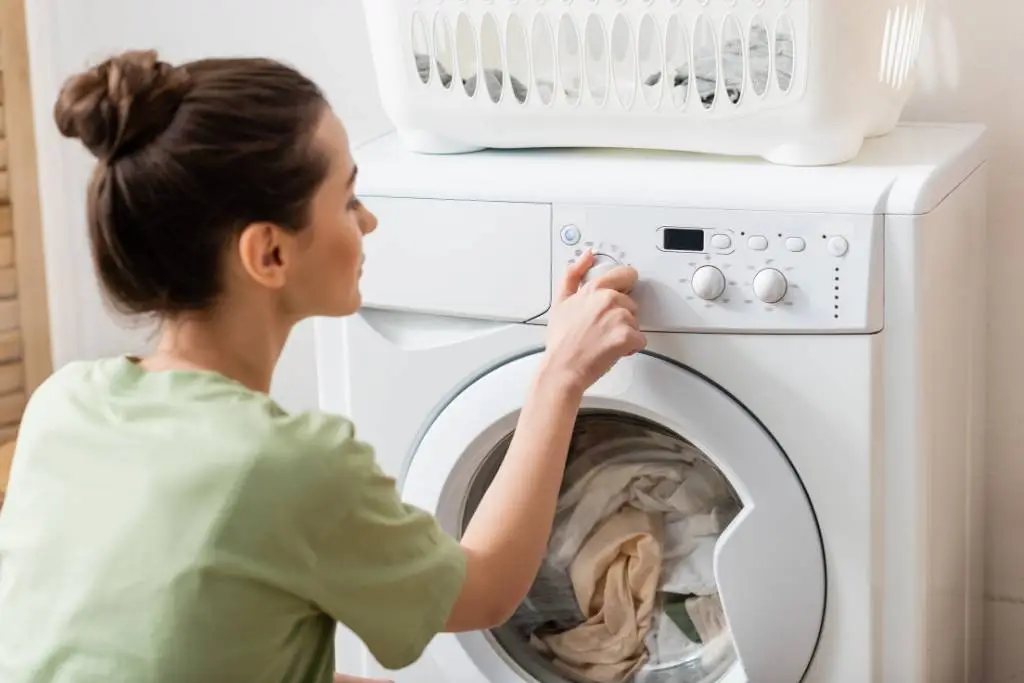 Cheltenham Cleaners-laundry-services